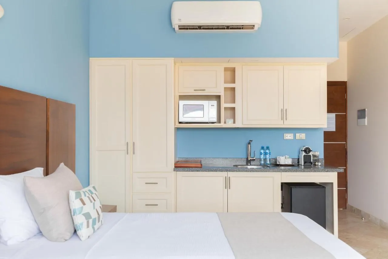 Hotel Biwa Tulum 4*,